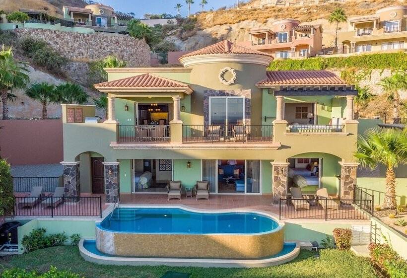 スリーベッドルーム　ヴィラ, Quivira Los Cabos Condos & Homes   Vacation Rentals