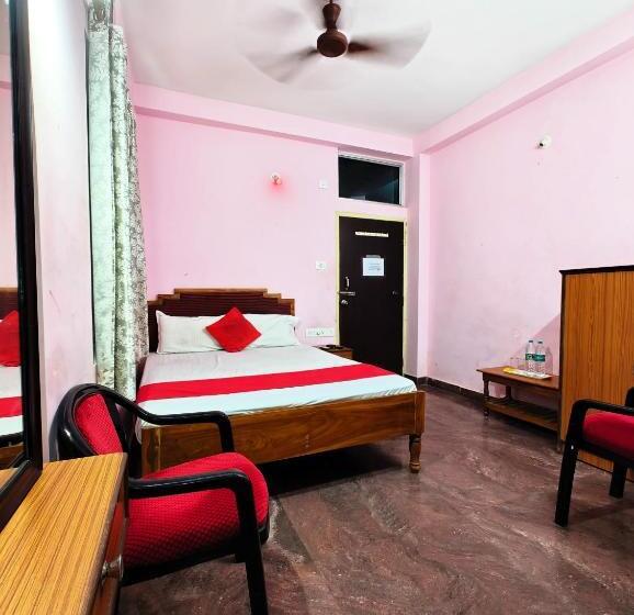 اتاق لوکس, Planet 9 Near Sea Beach Puri   Wonderfull Stay With Excellent Hospitality Awarded