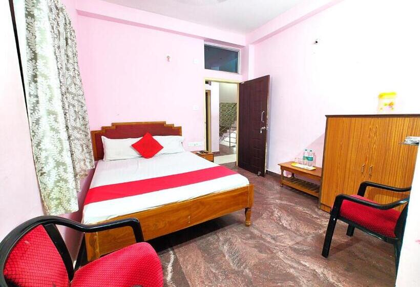 اتاق لوکس, Planet 9 Near Sea Beach Puri   Wonderfull Stay With Excellent Hospitality Awarded