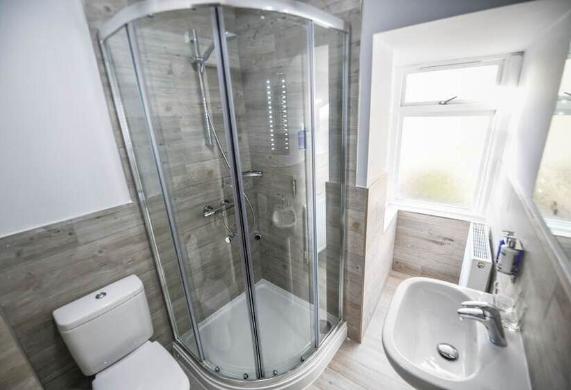 Quarto Estandar, Belmont Llandudno