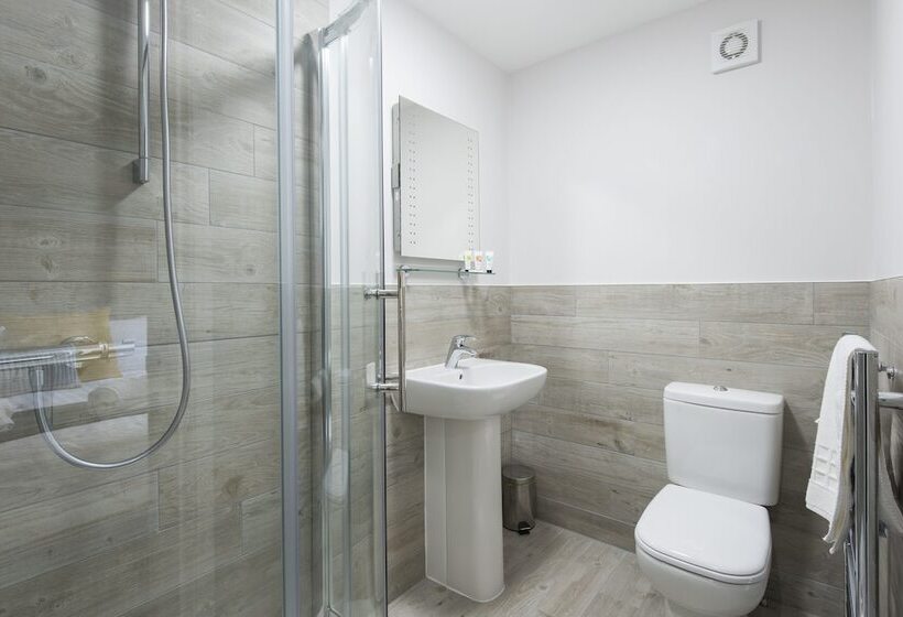 Quarto Superior, Belmont Llandudno