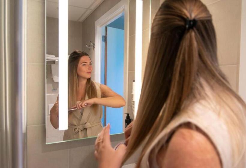Семейный Номер, Ibis Styles Nieuwpoort
