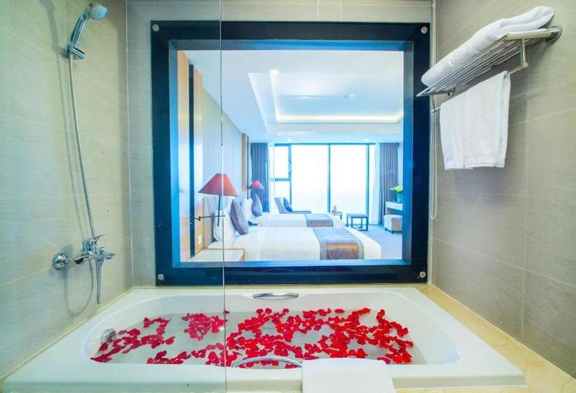 اتاق لوکس با چشم‌انداز دریا, Muong Thanh Luxury Da Nang