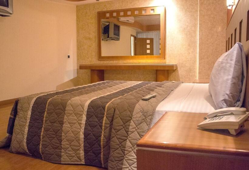 سوئیت پرزیدنت, Autohotel Ilussion