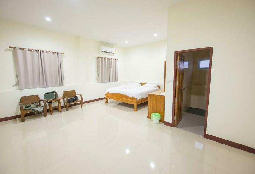 اتاق استاندارد با چشم‌انداز کوهستان, Mae Faek Villas
