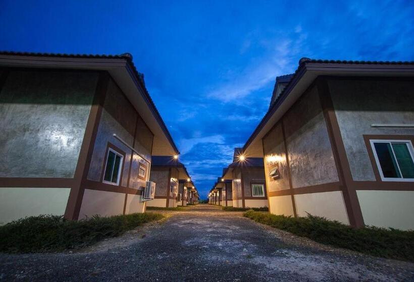 اتاق استاندارد با چشم‌انداز کوهستان, Mae Faek Villas