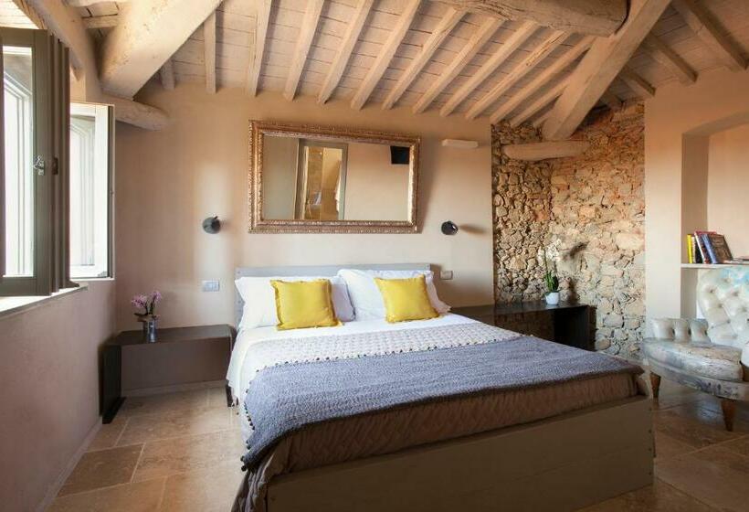 اتاق لوکس, Camere Di Via Montebello