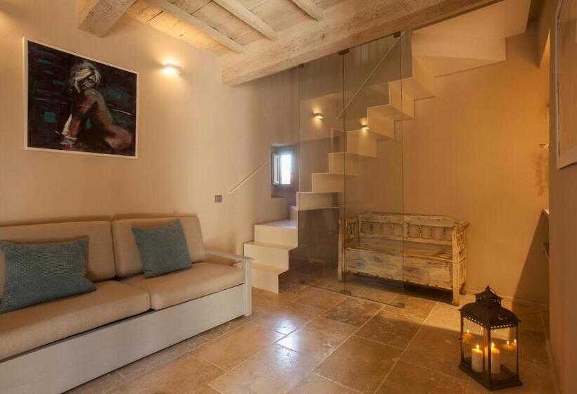 سوییت, Camere Di Via Montebello