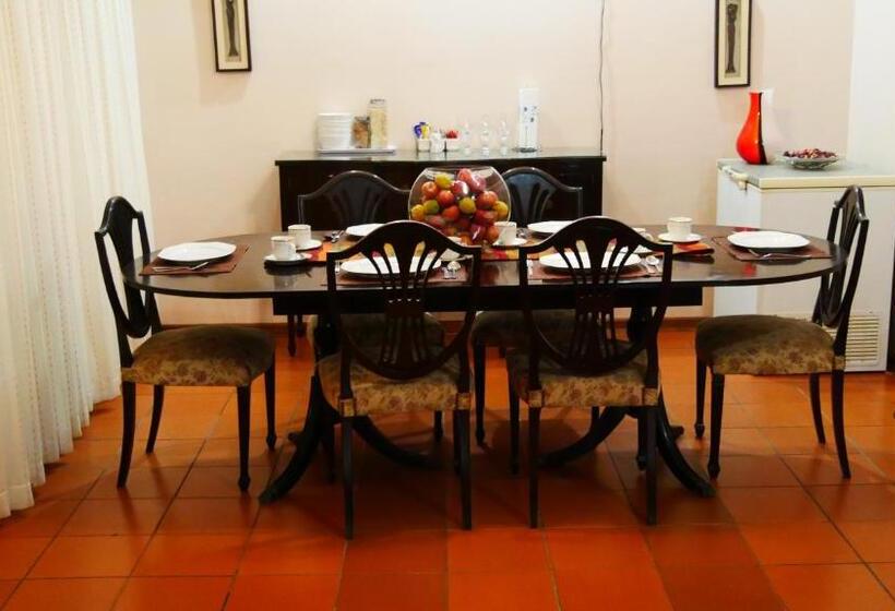 اتاق اکونومی, Inca Rose Guest House