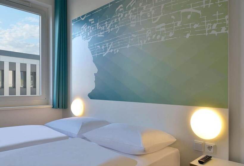 Номер Стандарт, B&b Hotel Halle
