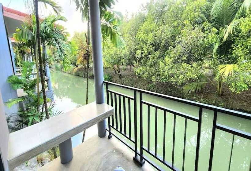 디럭스 룸, Busaya Resort & Cuisine