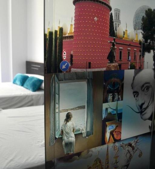 اتاق لوکس سه تخته, Bed&breakfast 10 Girona