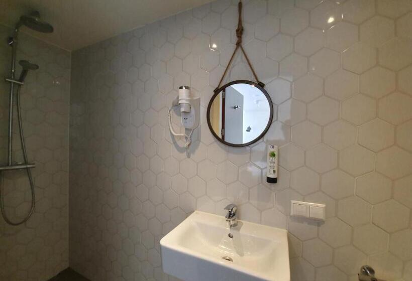 Quarto Estandar, Heye 130