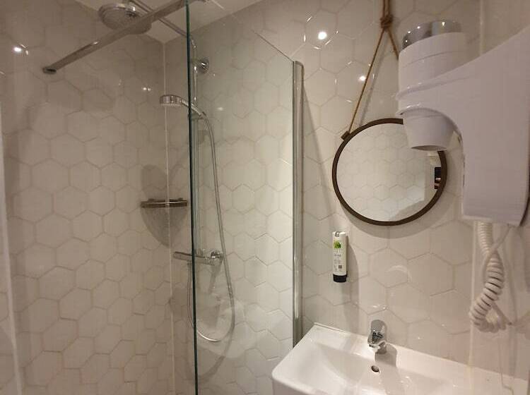 Quarto Familiar, Heye 130