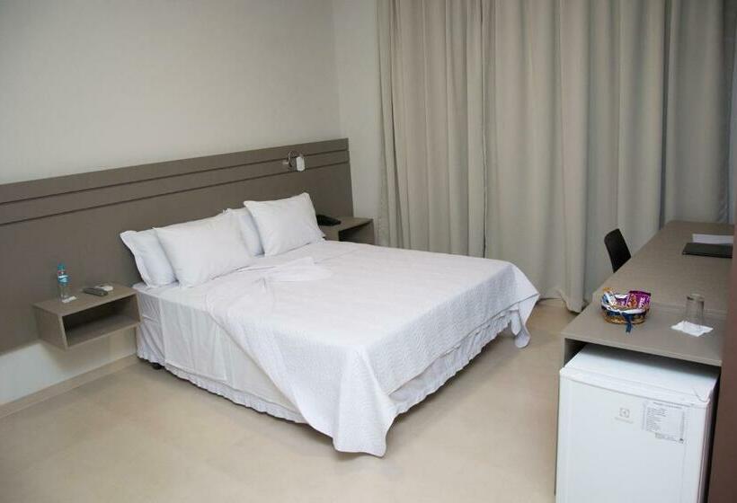 디럭스 룸, Pak Suites