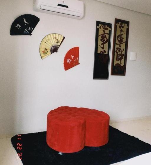 스위트, Pak Suites