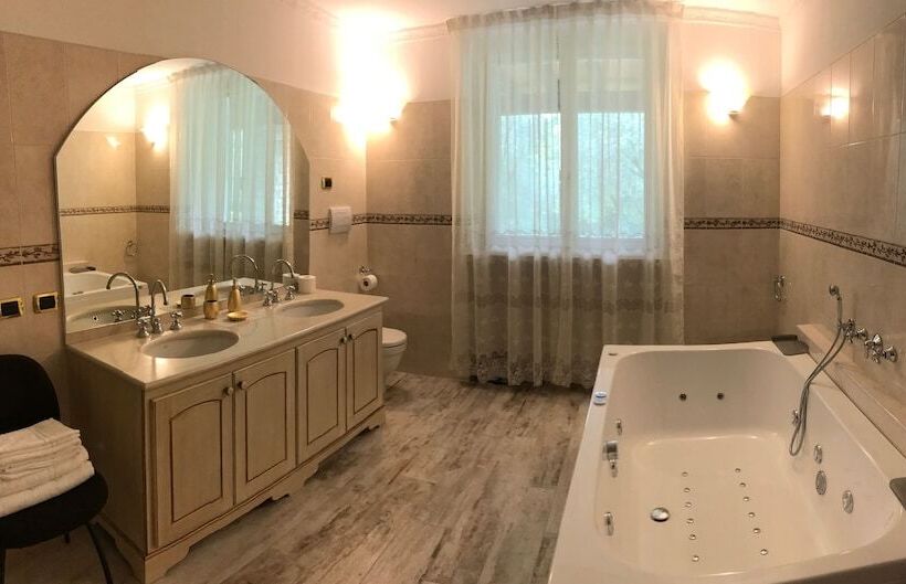 سوییت با چشم‌انداز باغ, La Cascata Negli Ulivi