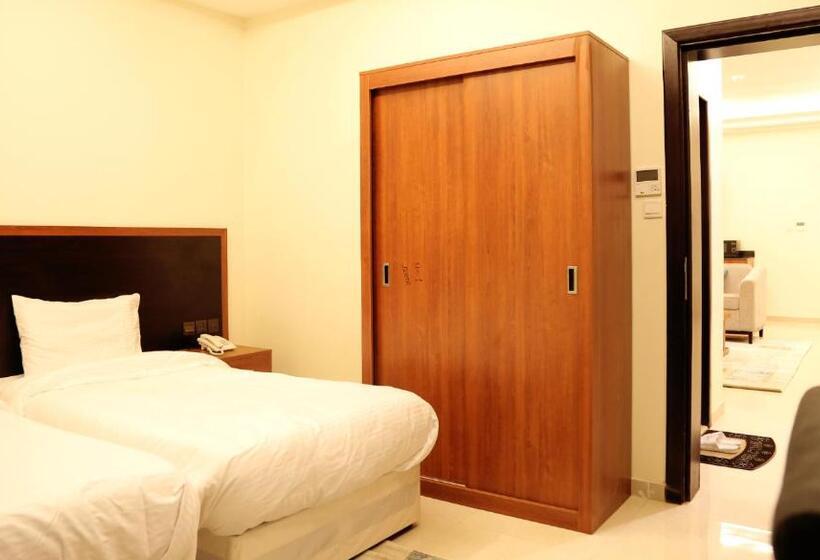 Люкс 2 Спальни, Rama Yanbu Hotel Suite