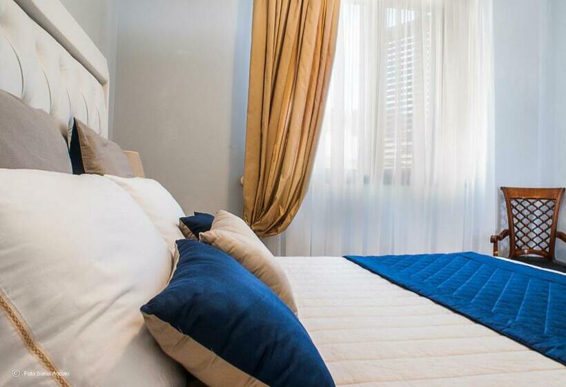 Полулюкс Одноместный с Террасой, Augustus Resort