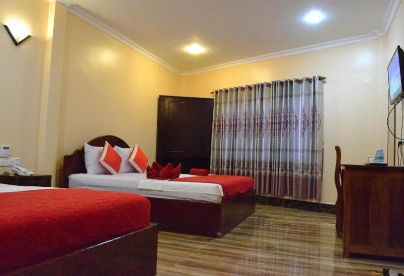 غرفة عائلية, Capital Battambang