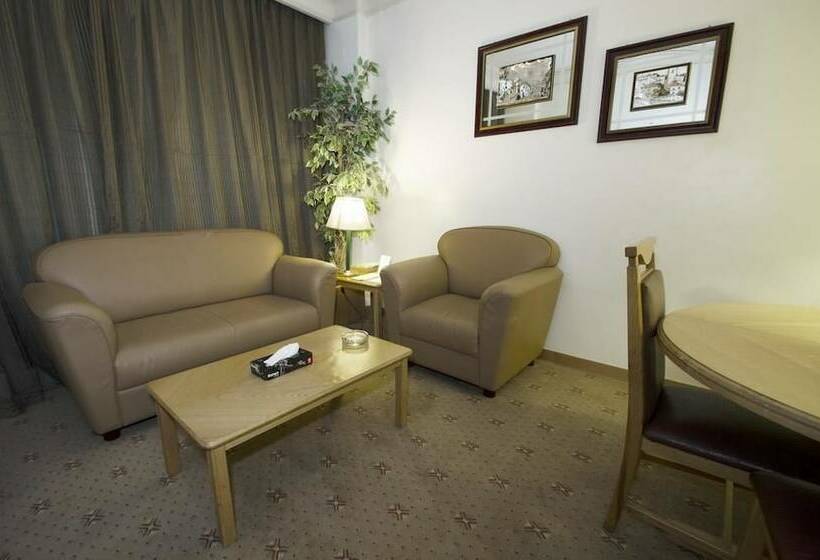 جناح جونيور مطل على الحديقة, Hofuf