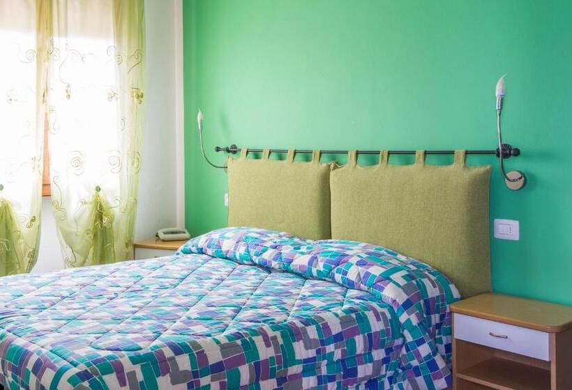 Номер Стандарт, Albergo Colonna