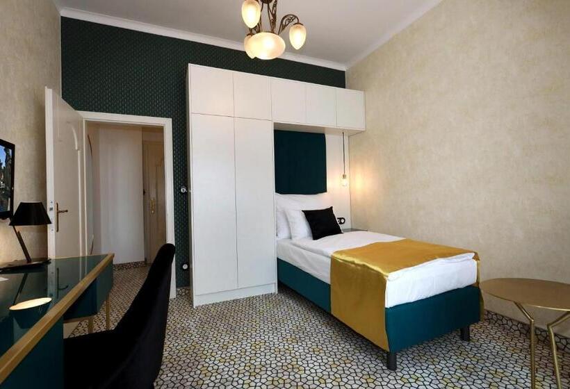 חדר סופריור יחיד, Art Deco Wolker By Astoria Hotel & Medical Spa