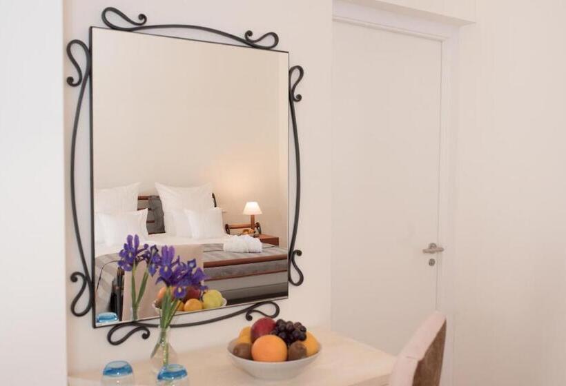 سوییت لوکس, Casa Font I Roig