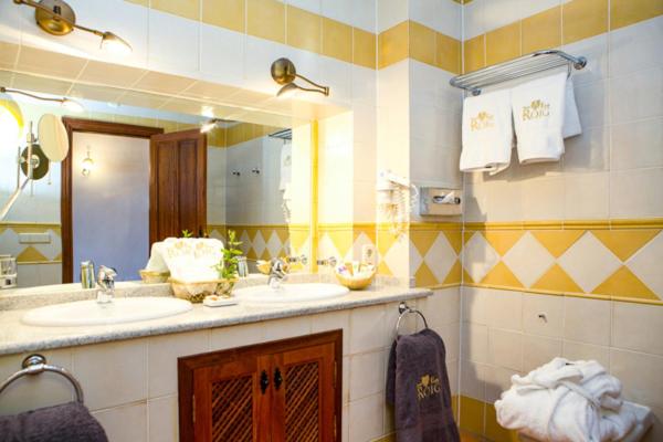 اتاق لوکس, Casa Font I Roig