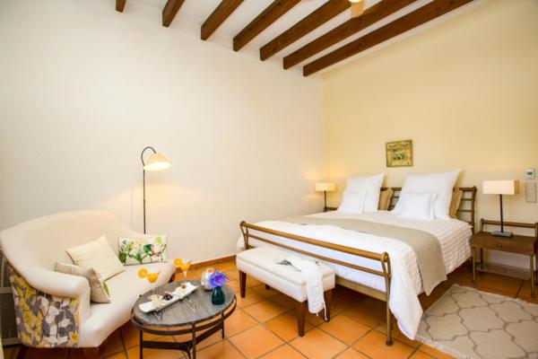 اتاق لوکس, Casa Font I Roig