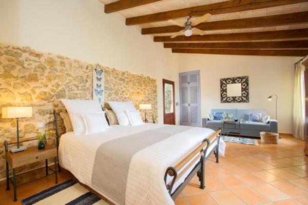 اتاق لوکس, Casa Font I Roig