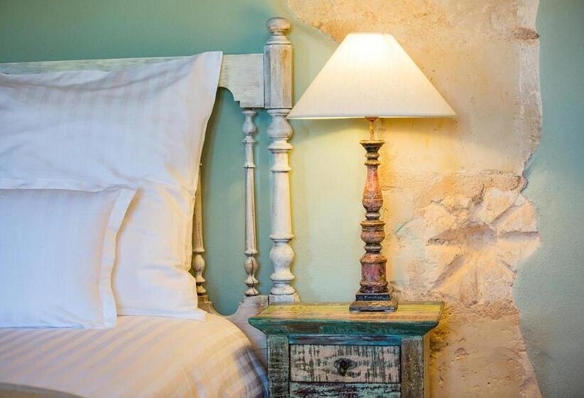 اتاق استاندارد, Casa Font I Roig