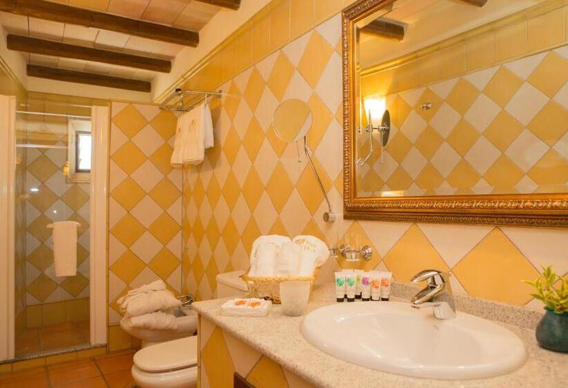 اتاق استاندارد, Casa Font I Roig