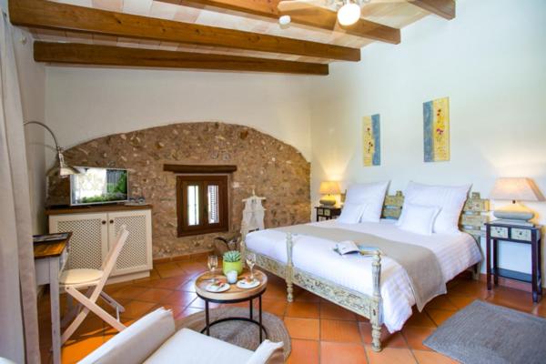 اتاق لوکس, Casa Font I Roig