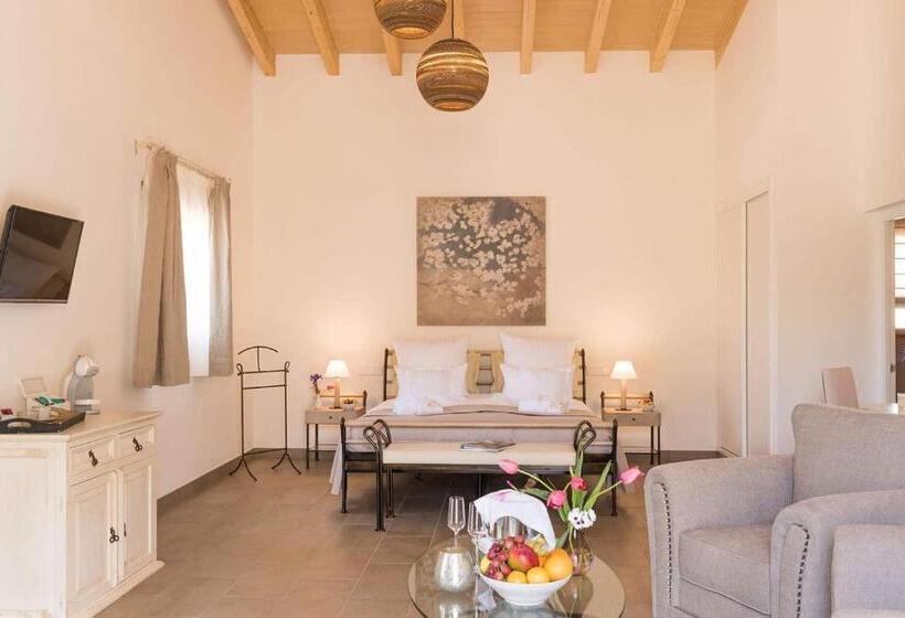 سوییت لوکس, Casa Font I Roig