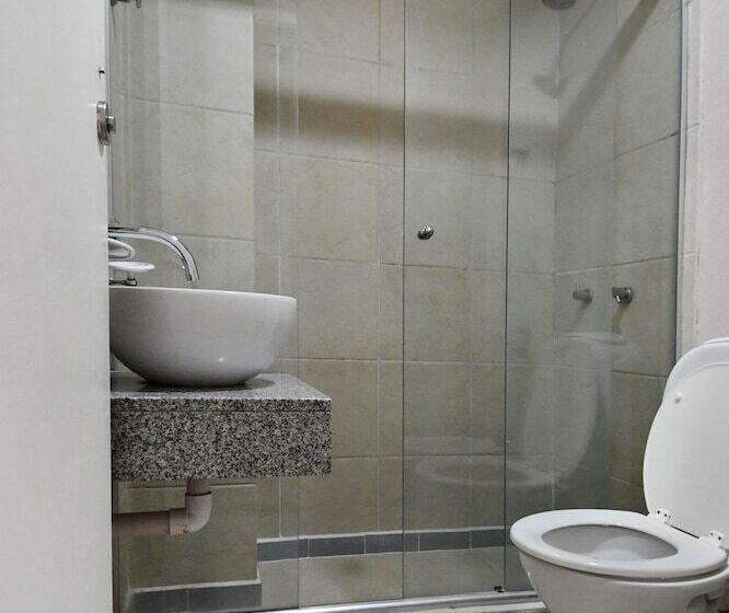 اتاق استاندارد چهار تخته, O2 Hotel Gesell