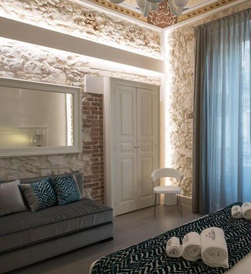 Superior Szoba, Caportigia Boutique