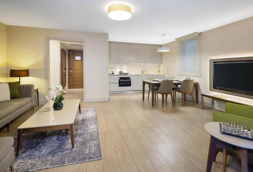 سوییت با چشم‌انداز باغ, Tzl Suites Hotel Nişantaşı