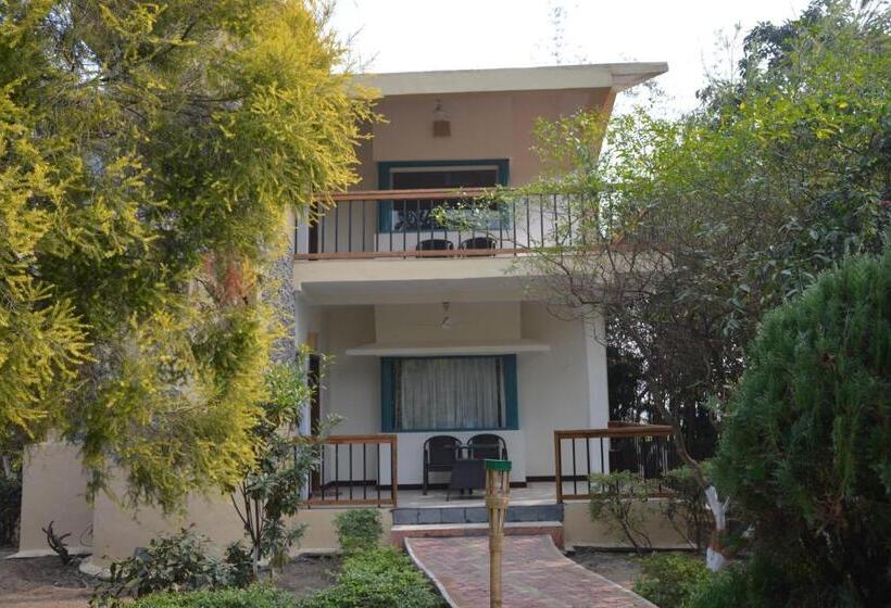 جناح, Acorn Hideaway Resort & Spa