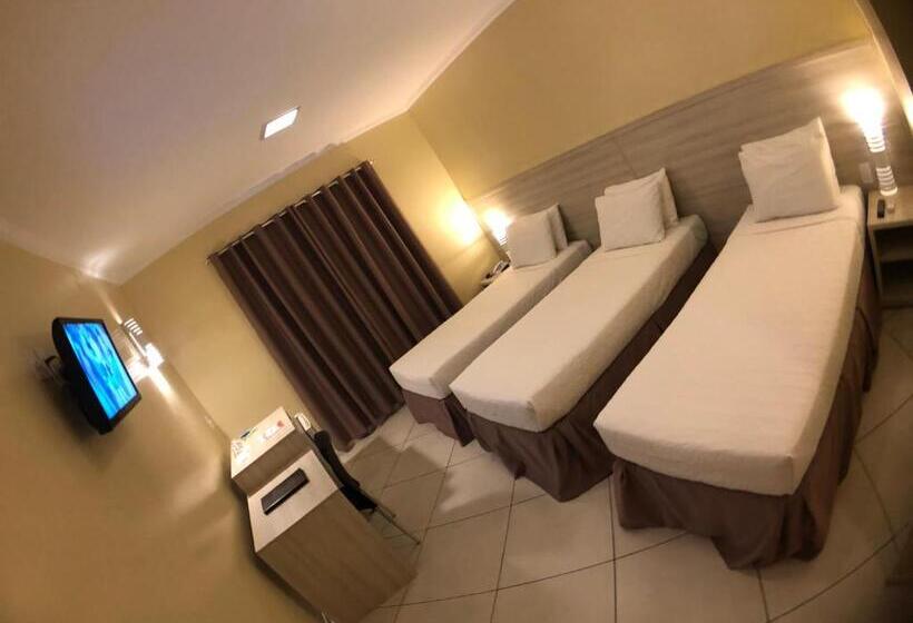 Трехместный Номер Deluxe, Garoto Park