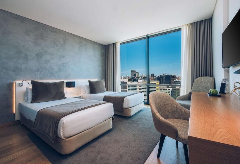 اتاق سوپریور با چشم‌انداز شهر, Iberostar  Selection Lisboa