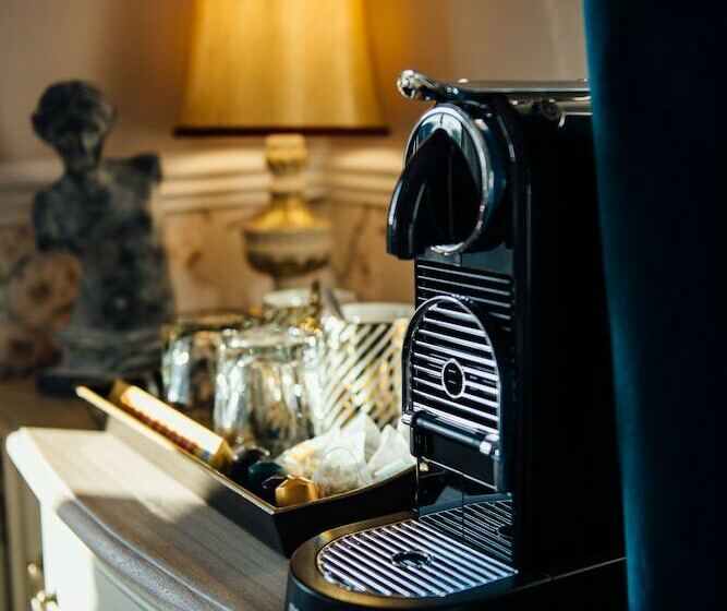 Номер Superior, Banyers House