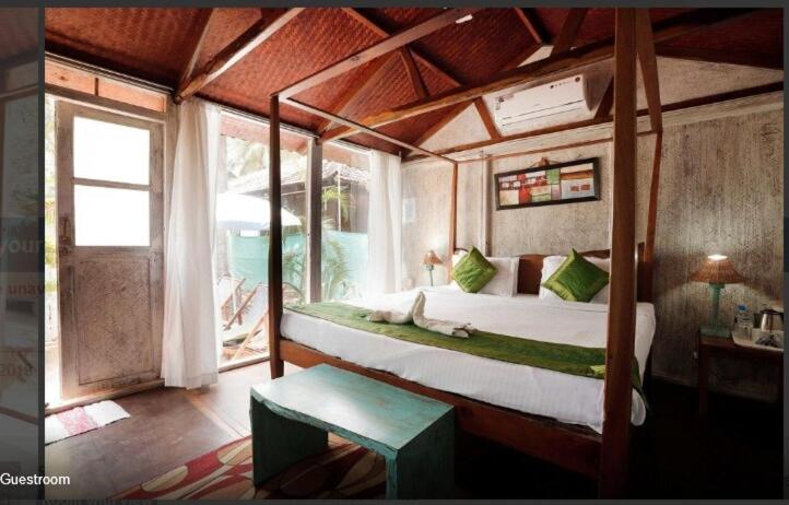 Хижина, Village Susegat Beach Resort