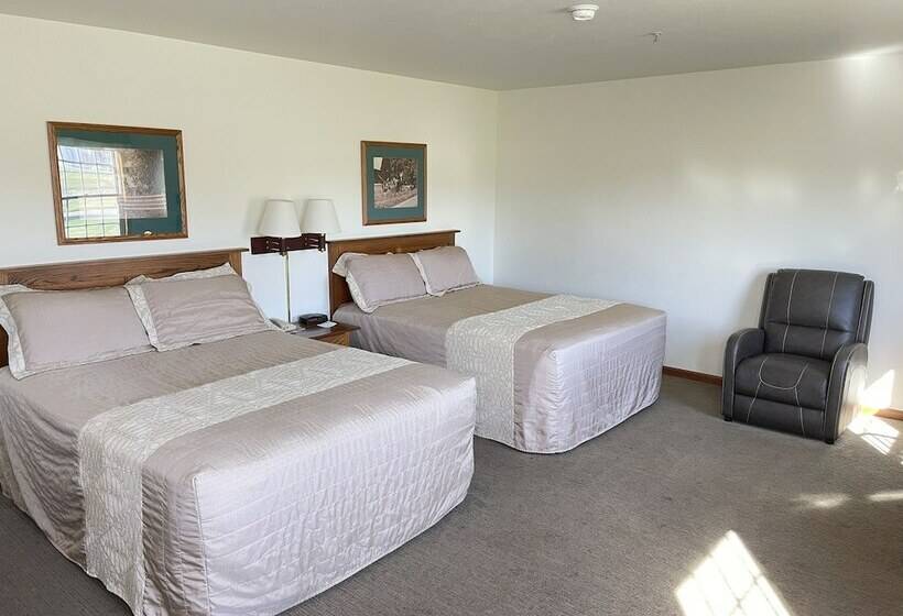 스탠다드 룸 퀸사이즈 침대, Farmstead Inn And Conference Center