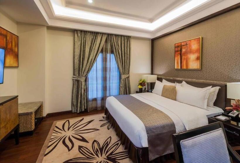 Президентский Люкс, Braira Al Azizya Hotel & Resort