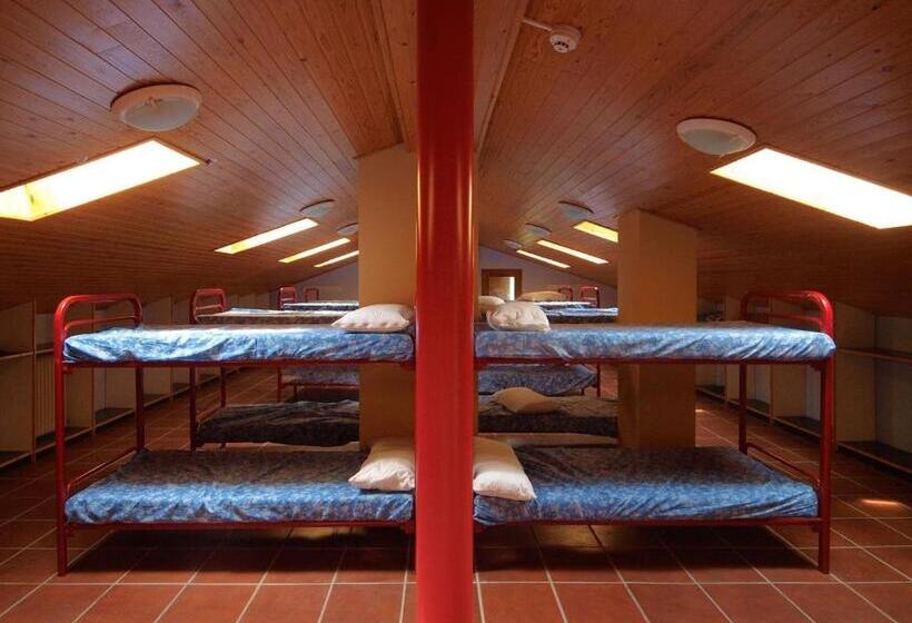 Cama em Quarto Compartilhado, Albergue Casa Salinas