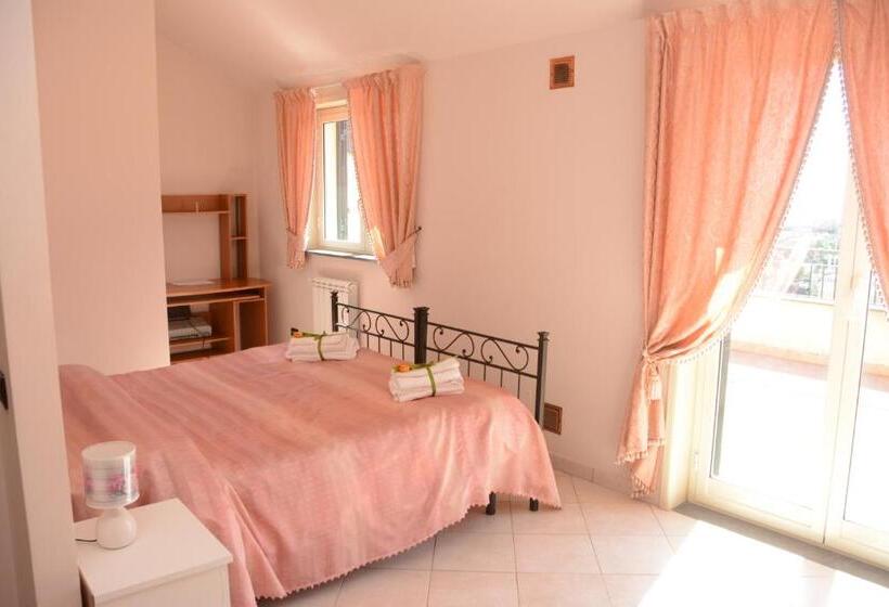 Люкс с Террасой, B&b Villa San Leonardo