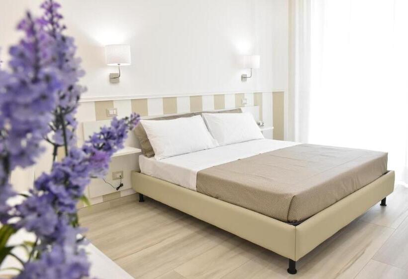 Номер Deluxe с Балконом, Finestre Sul Borgo