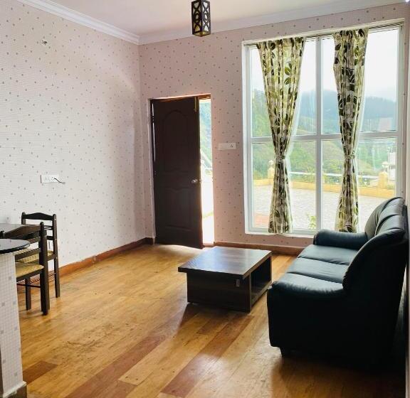 3 Bedroom Suite, Tulips Valley View Resorts