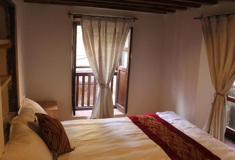 اتاق استاندارد یک نفره, Boutique Heritage Home